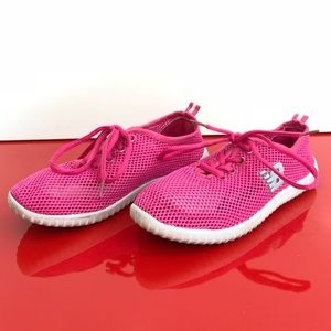 VB kids size 3 sneakers